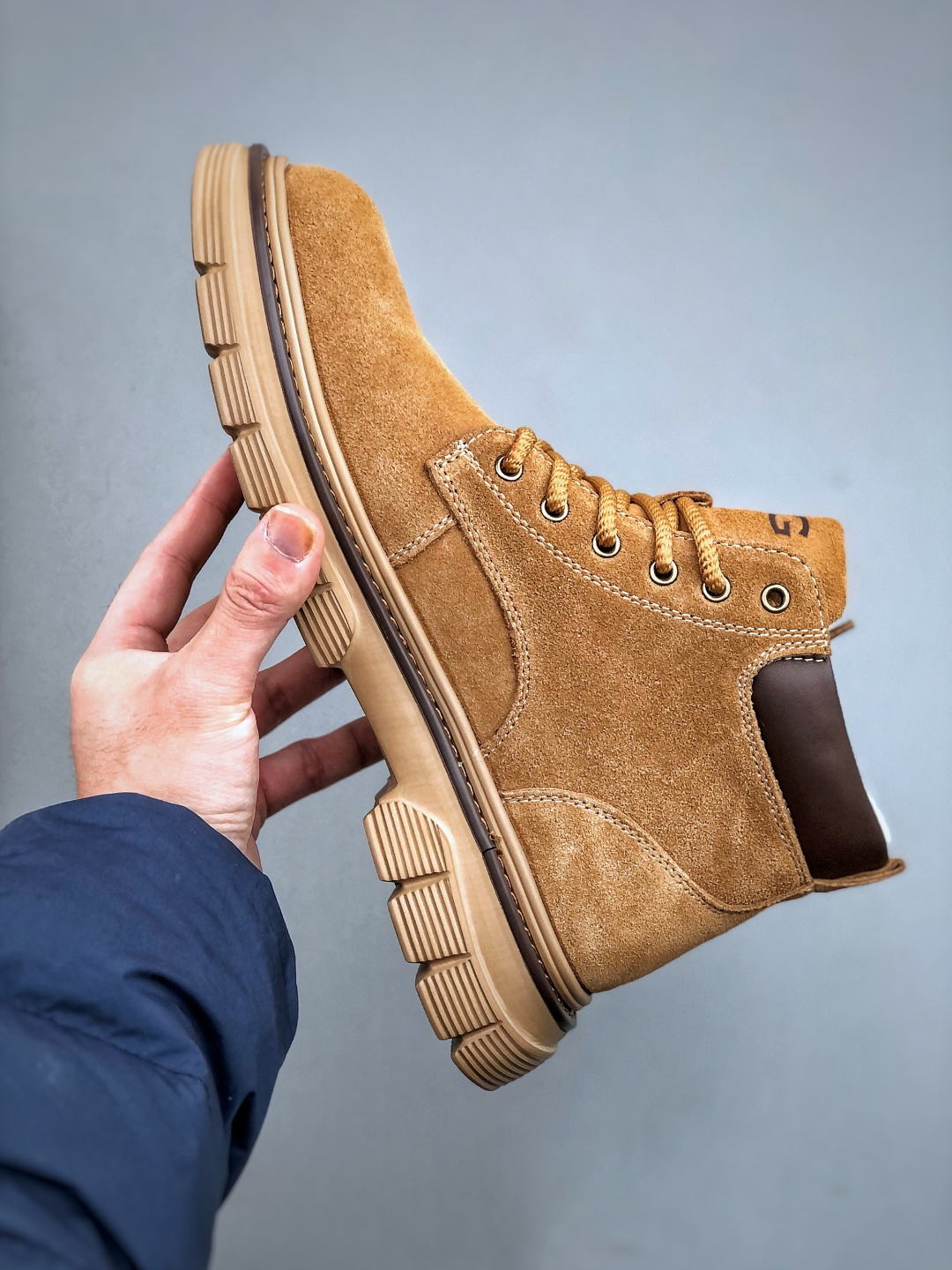 新货#UGG 秋冬新品(毛绒一体内里保暖锁热)秋冬必备 户外中帮休闲马丁靴雪地靴系列 UGGTasman Weather Hybrid 塔斯曼混合系列中帮轻量休闲马丁靴 新货#UGG 秋冬新品(毛绒一体内里保暖锁热)秋冬必备 户外中帮休闲马丁靴雪地靴系列 UGGTasman Weather Hybrid 塔斯曼混合系列中帮轻量休闲马丁靴