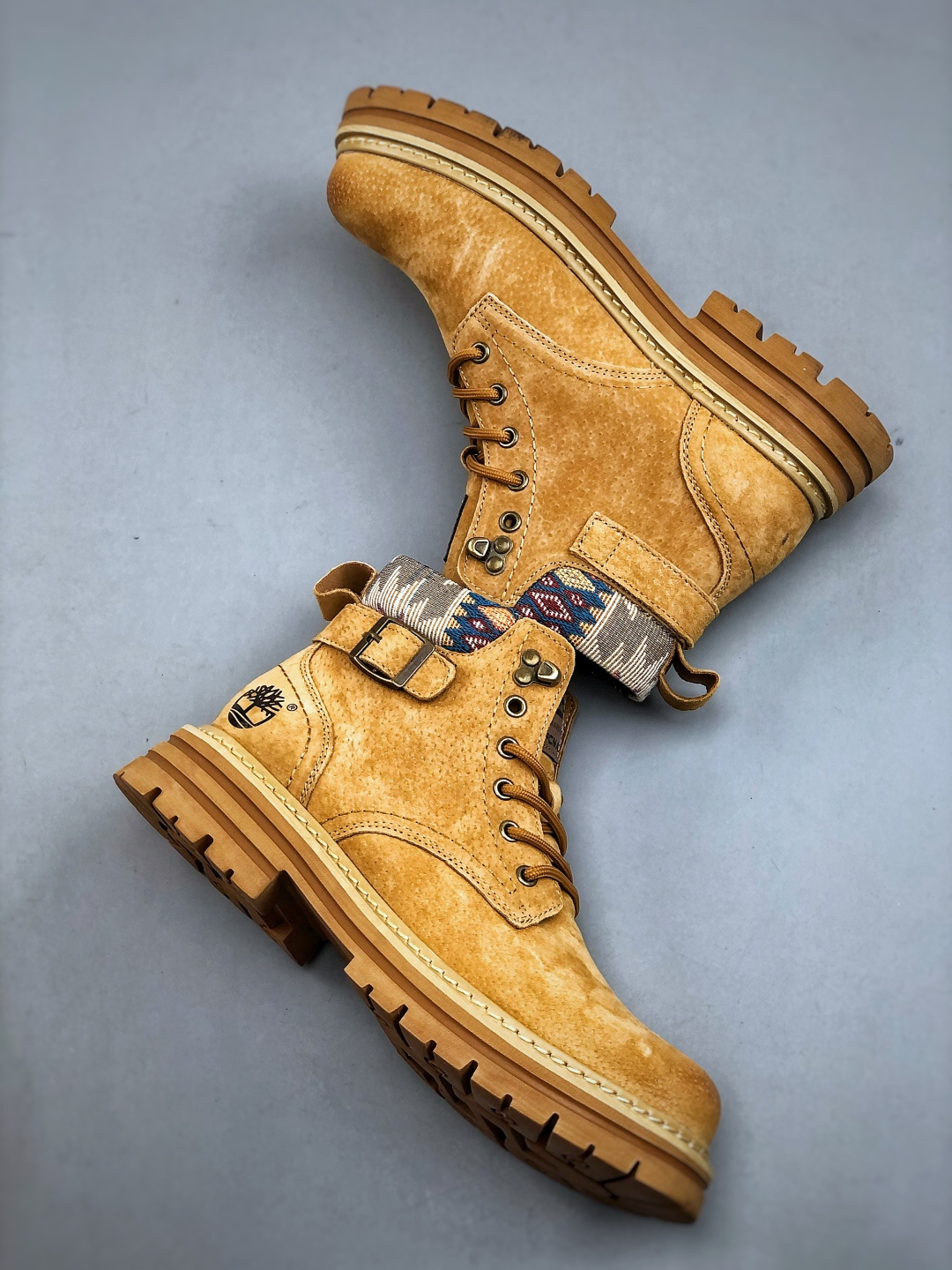 240 Timberland 天伯伦/添柏岚经典款 25ss新款低帮（加绒） TB23066