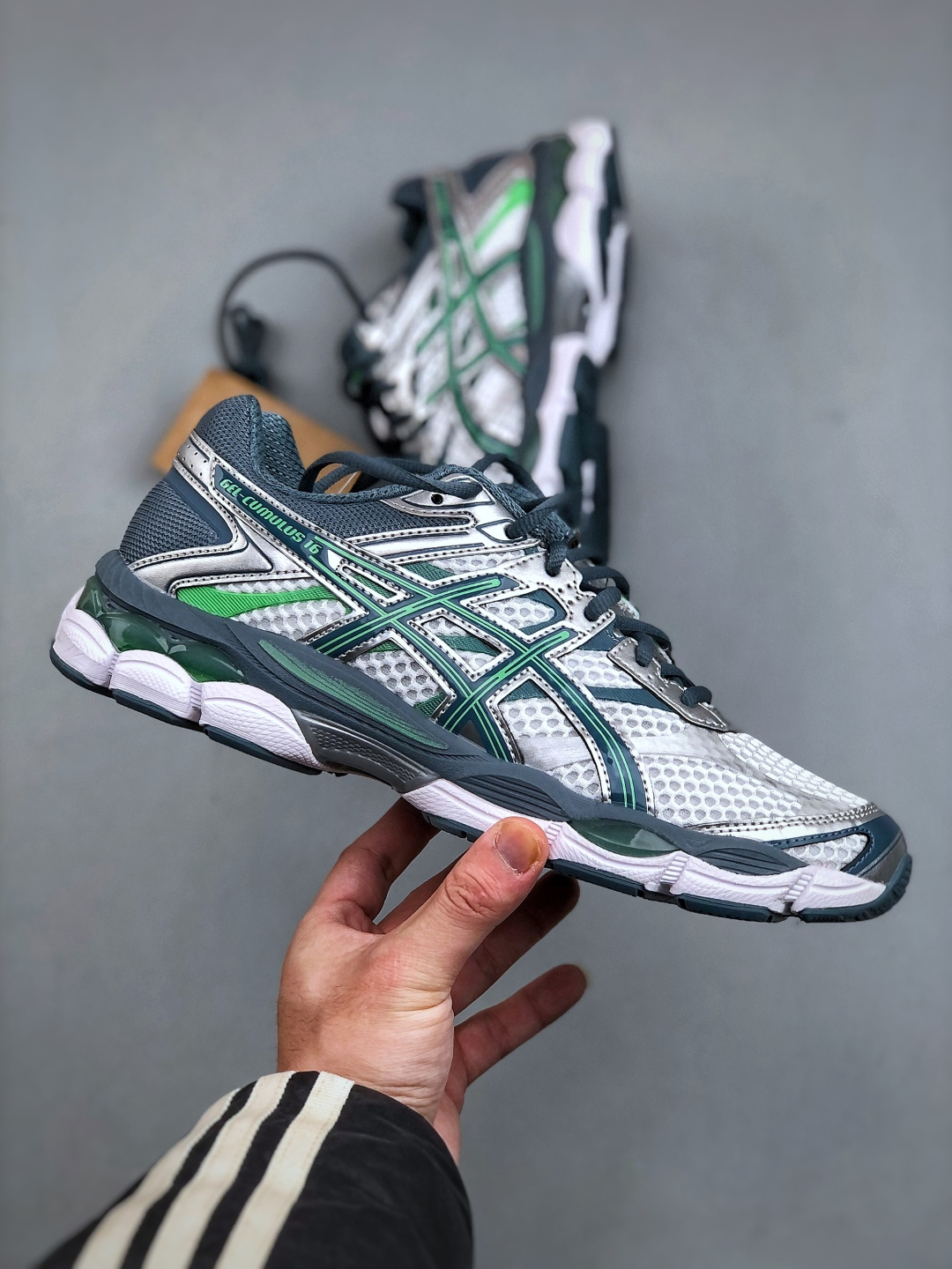 💰260纯原版本  J版  Asics Gel-Cumulus 16 亚瑟士 防滑耐磨 休闲运动鞋 货号：1203A733-100 尺码：36-48（半）