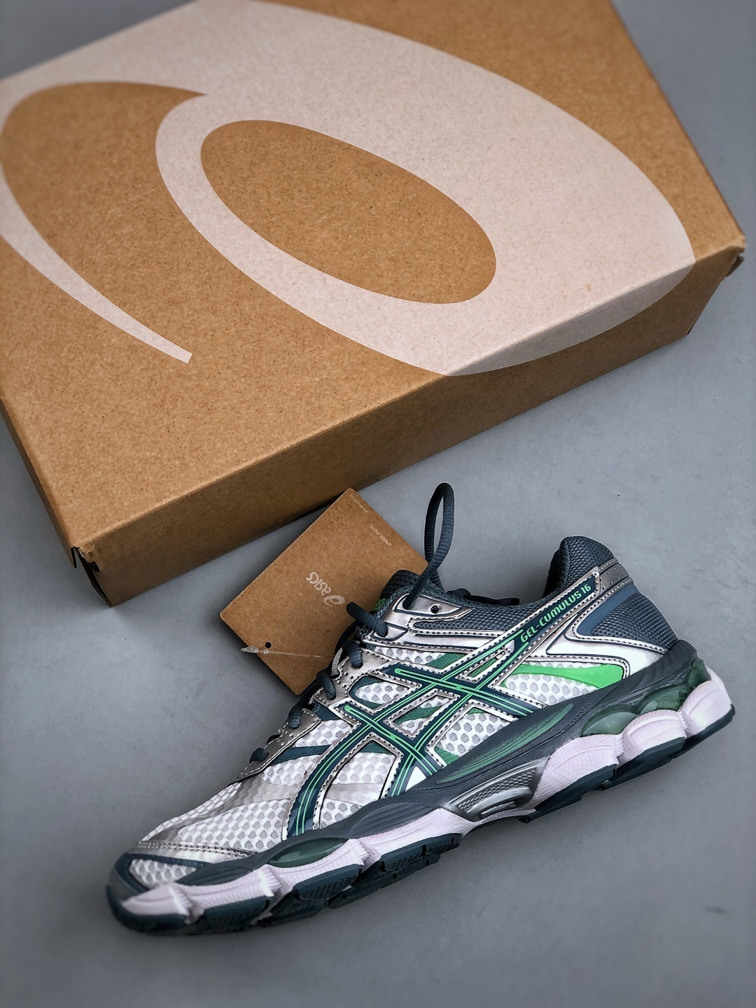 💰260纯原版本  J版  Asics Gel-Cumulus 16 亚瑟士 防滑耐磨 休闲运动鞋 货号：1203A733-100 尺码：36-48（半）