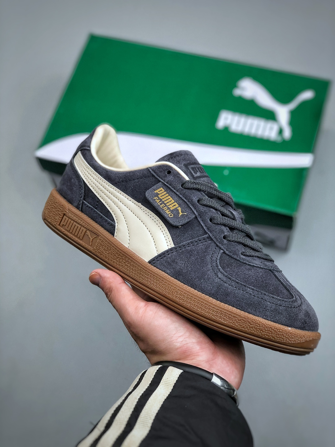 💰110 Puma Palermo Vintage复古单品
彪马 防滑耐磨低帮德训板鞋
货号:396463-81 尺码：36-45（半）
