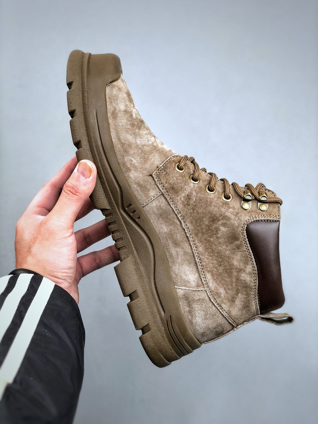 新货CAT卡特 硬汉推土机品牌经典百搭户外中帮休闲马丁靴-Top High Quatity Cheap Sneakers Fashion Clothing Clothes Bags handbags Shoes of all Brand wholesale With The best Quality And Beautiful Price from China Factory Chinese suppliers wholesaler seller 新货CAT卡特 硬汉推土机品牌经典百搭户外中帮休闲马丁靴
