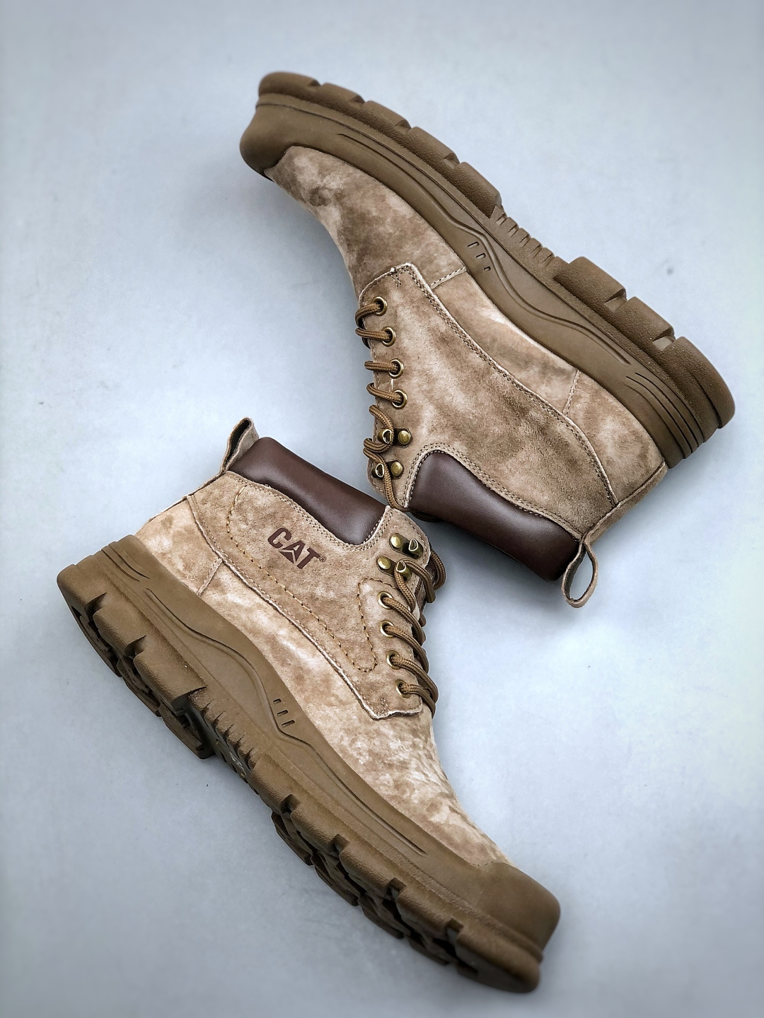 新货CAT卡特 硬汉推土机品牌经典百搭户外中帮休闲马丁靴-Top High Quatity Cheap Sneakers Fashion Clothing Clothes Bags handbags Shoes of all Brand wholesale With The best Quality And Beautiful Price from China Factory Chinese suppliers wholesaler seller 新货CAT卡特 硬汉推土机品牌经典百搭户外中帮休闲马丁靴