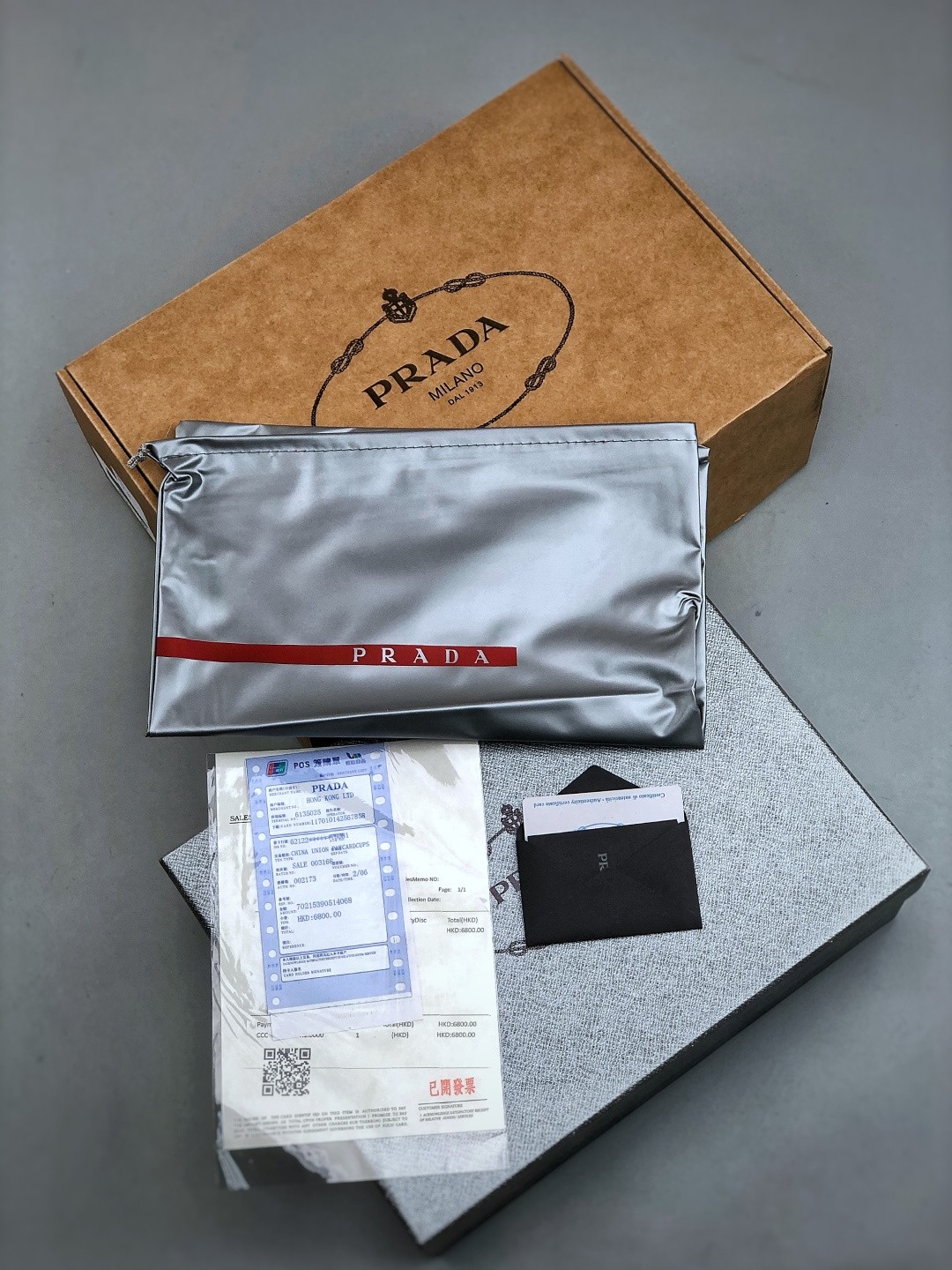 400 PRADA普拉达 广东大厂品质 专柜同步 鞋面意大利进口牛皮面料 AJ3390-Chinese UA Cheap High Quatity Brand Clothes Bags handbags Sneakers wholesale wholesaler seller from China Factory suppliers Fashion Clothing Shoes best Quality Beautiful Price 400 PRADA普拉达 广东大厂品质 专柜同步 鞋面意大利进口牛皮面料 AJ3390