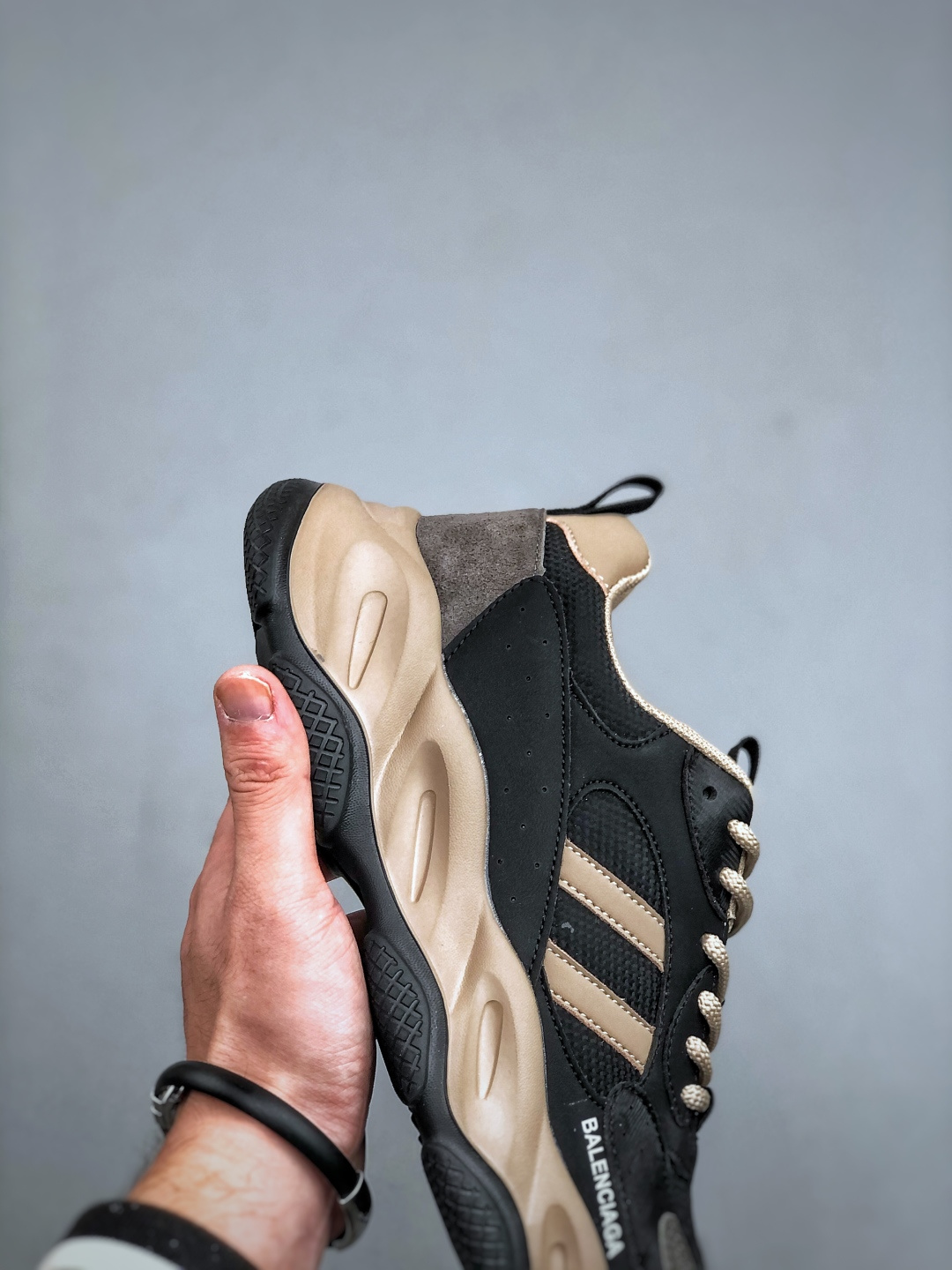 240 Balenciaga巴黎世家 慢跑鞋 巴黎世家有史以来最适合日常的一款慢跑老爹鞋