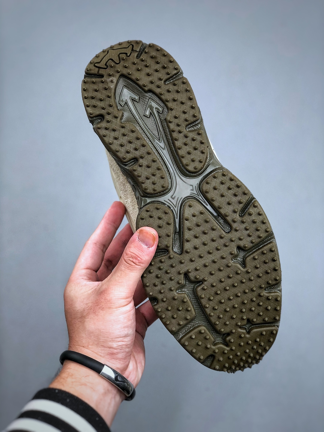 380 Off-White C/O VirGil Abloh 人气单品 OW最新款情侣款跑鞋百分百原盒正确版-Chinese UA Cheap High Quatity Brand Clothes Bags handbags Sneakers wholesale wholesaler seller from China Factory suppliers Fashion Clothing Shoes best Quality Beautiful Price 380 Off-White C/O VirGil Abloh 人气单品 OW最新款情侣款跑鞋百分百原盒正确版