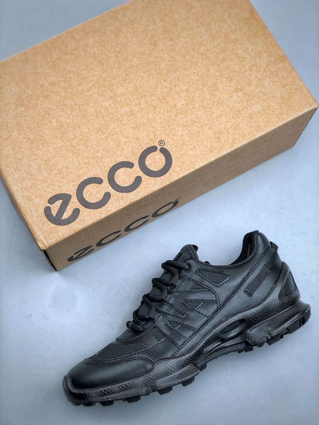 莞产顶级 ECCO爱步｜注塑工艺 牛皮革 低帮 徒步鞋 黑色