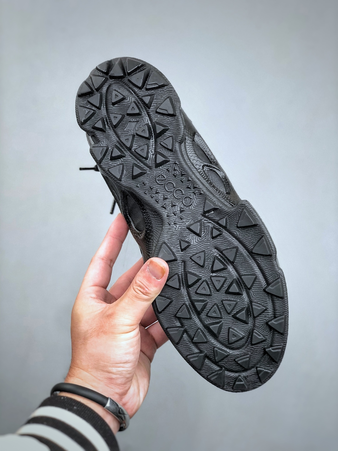 莞产顶级 ECCO爱步｜注塑工艺 牛皮革 低帮 徒步鞋 黑色