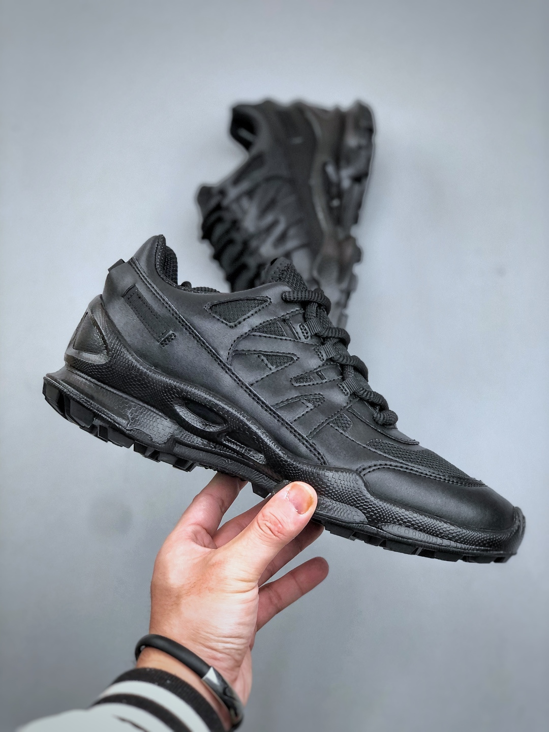 莞产顶级 ECCO爱步｜注塑工艺 牛皮革 低帮 徒步鞋 黑色