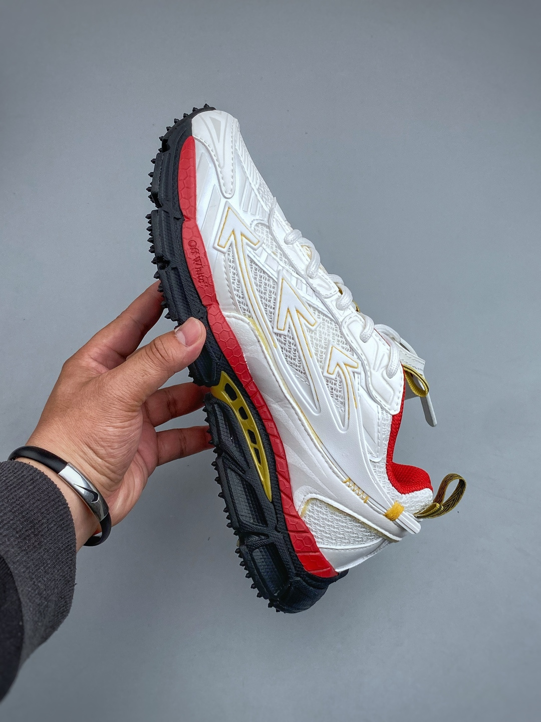 Off-White C/O VirGil Abloh 人气单品  OW最新款情侣款跑鞋百分百原盒正确版 