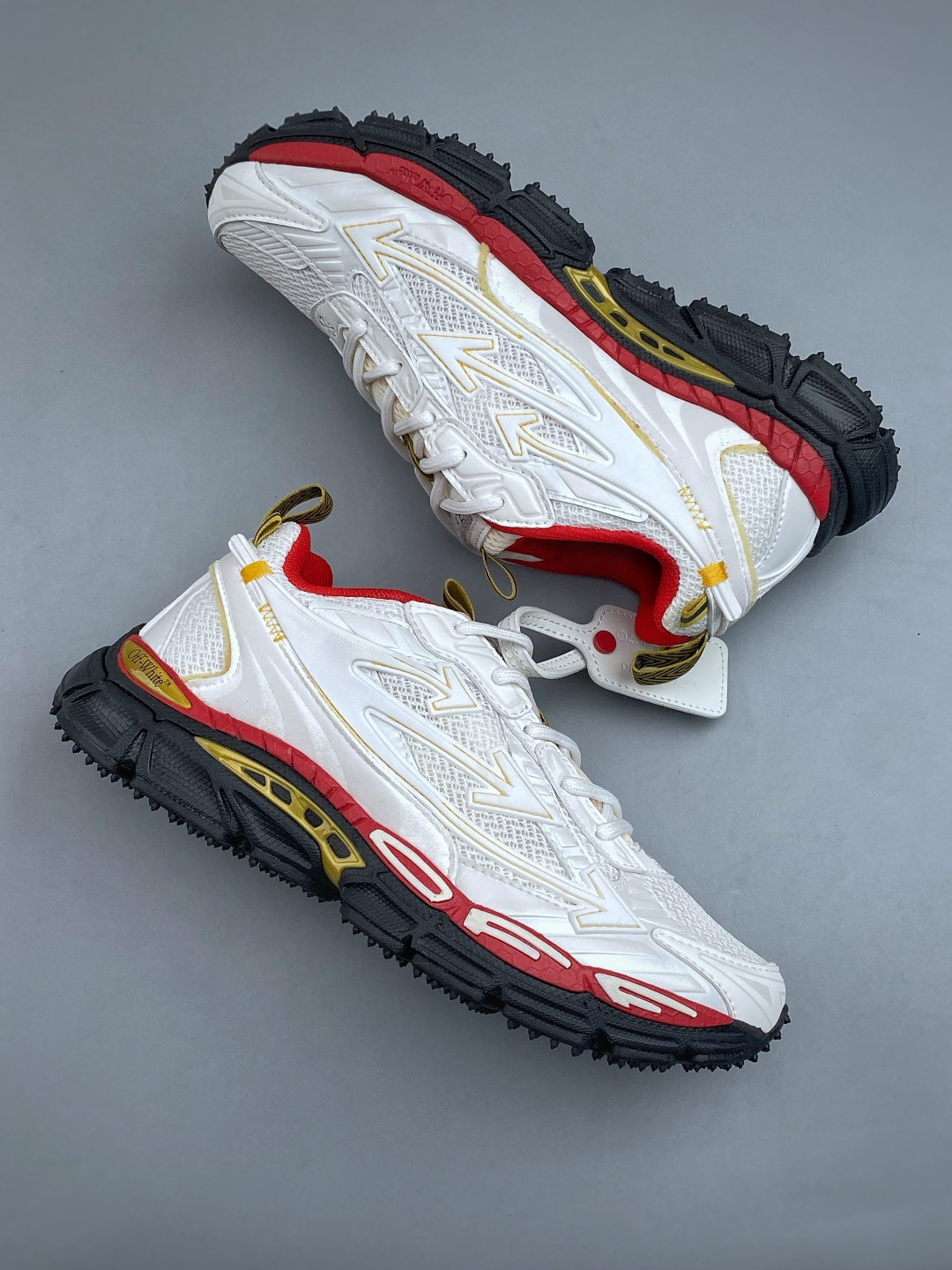 Off-White C/O VirGil Abloh 人气单品  OW最新款情侣款跑鞋百分百原盒正确版 