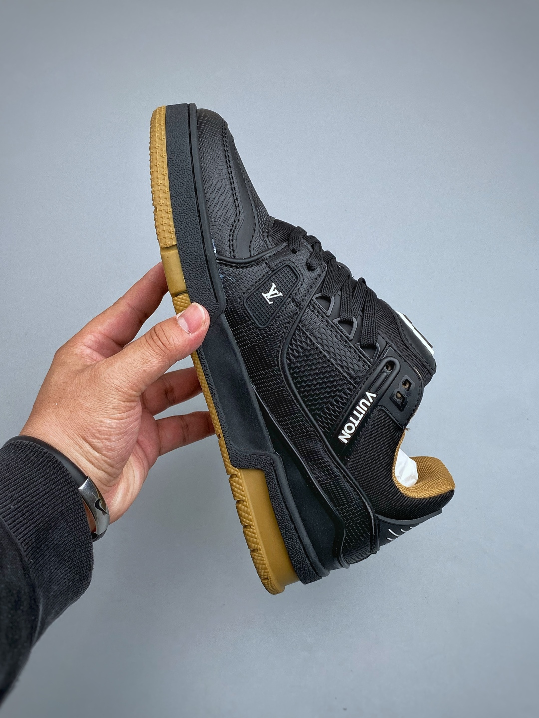 Alternative view of Louis Vuitton Sneakers 11488