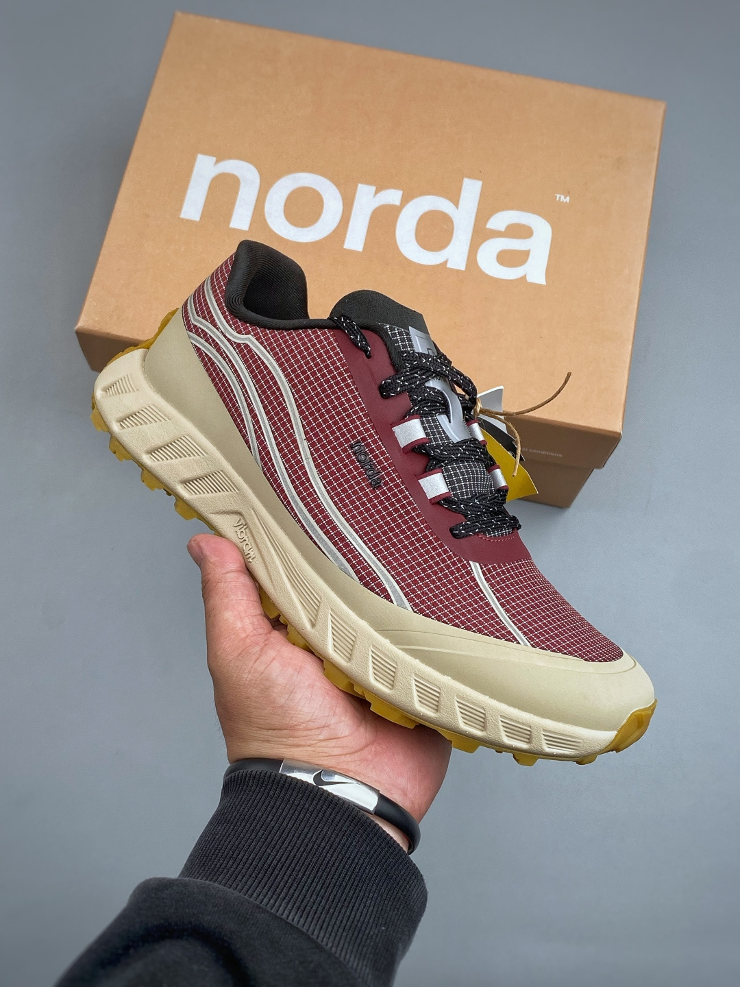 K NORDA 002 厚底系带耐磨 低帮 户外 越野登山功能鞋舒适鞋面 具有很好的延展性 时尚质感鞋面