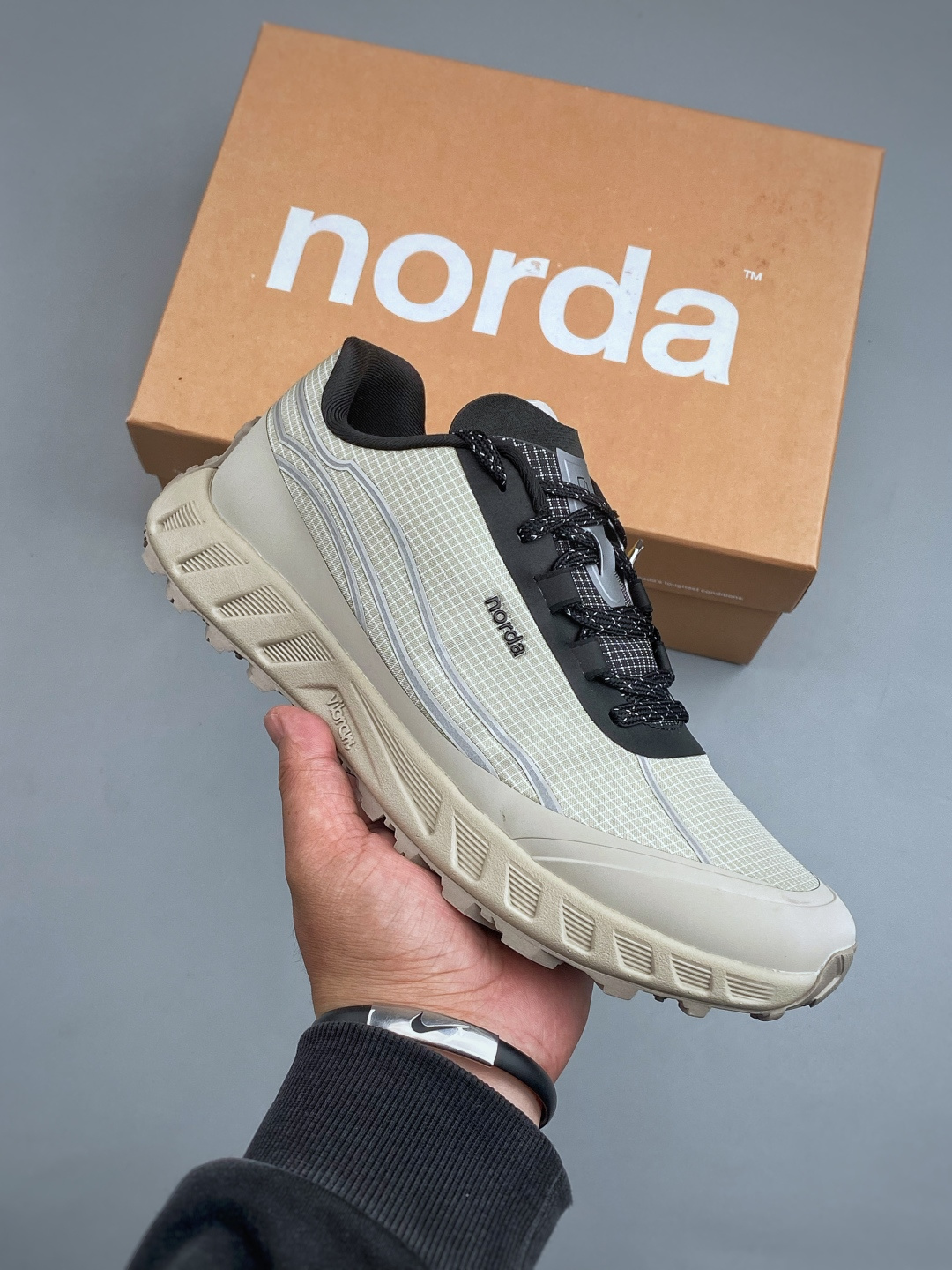 K NORDA 002 厚底系带耐磨 低帮 户外 越野登山功能鞋舒适鞋面 具有很好的延展性 时尚质感鞋面