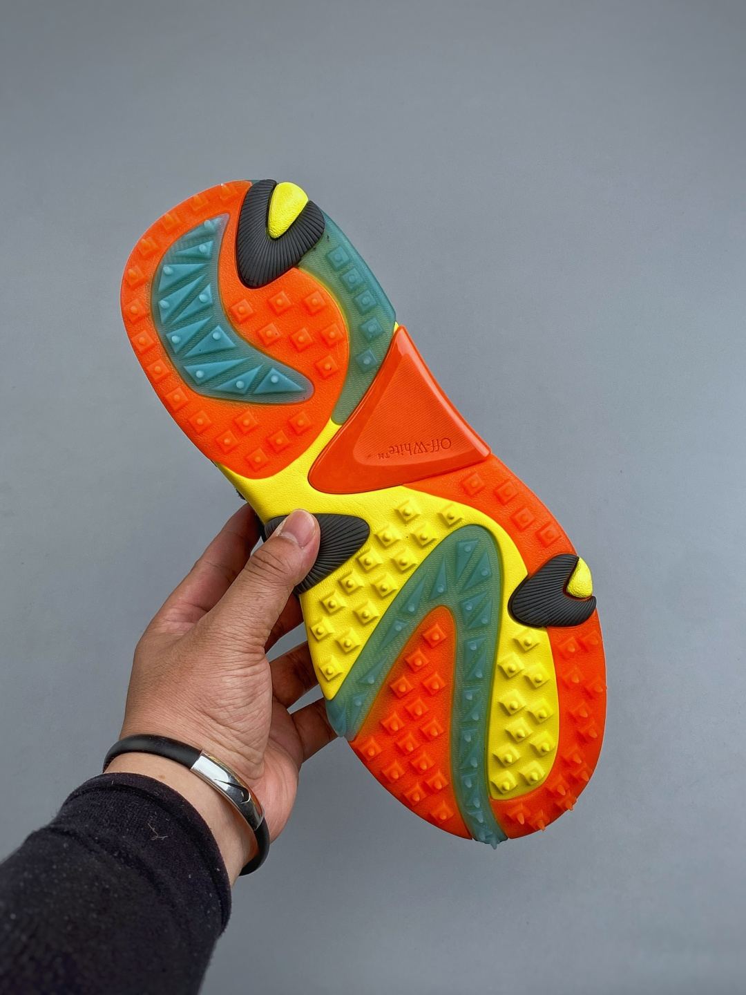 Off-White C/O VirGil Abloh 人气单品 OW最新款情侣款跑鞋百分百原盒正确版 原