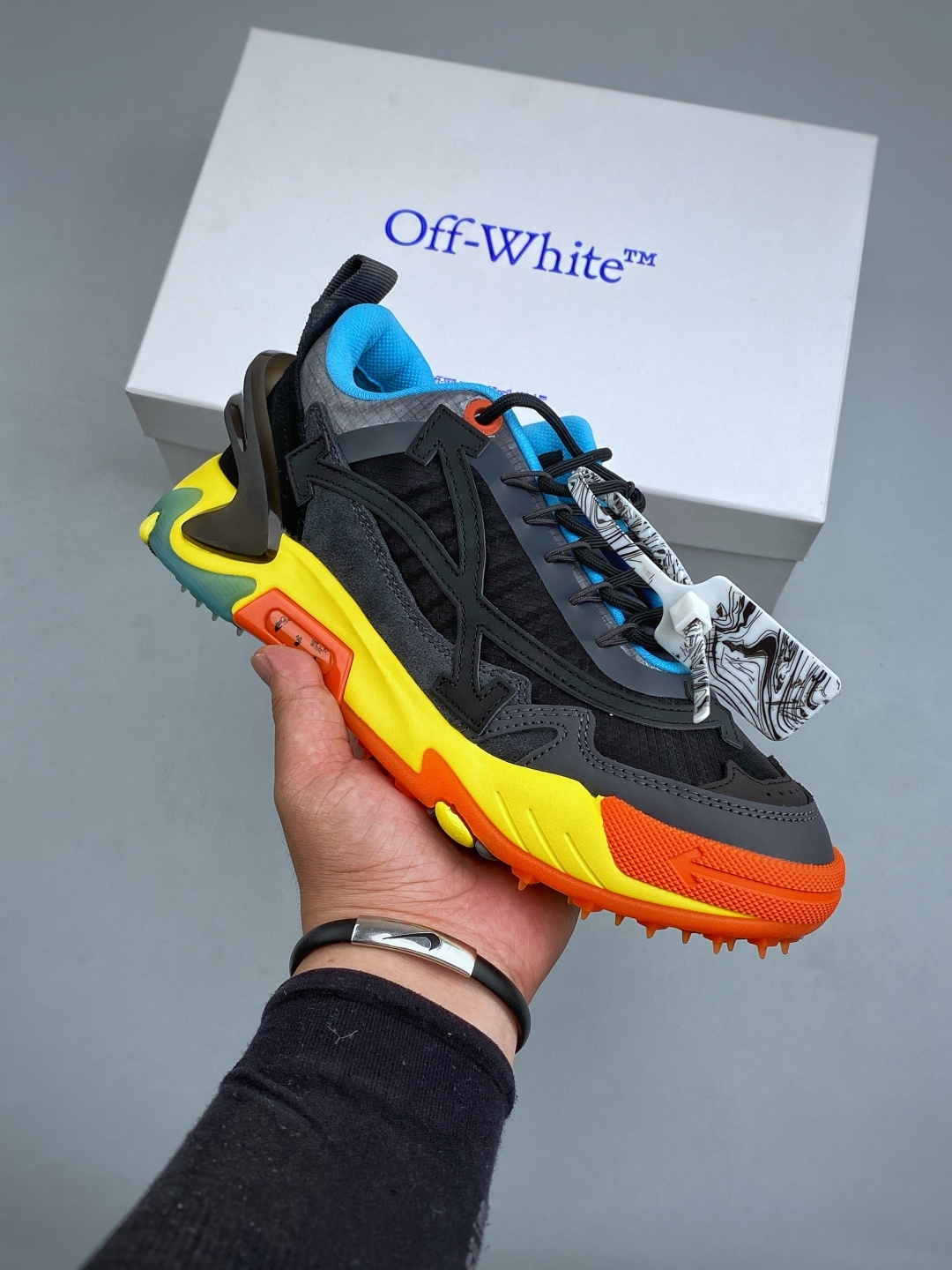 Off-White C/O VirGil Abloh 人气单品 OW最新款情侣款跑鞋百分百原盒正确版 原