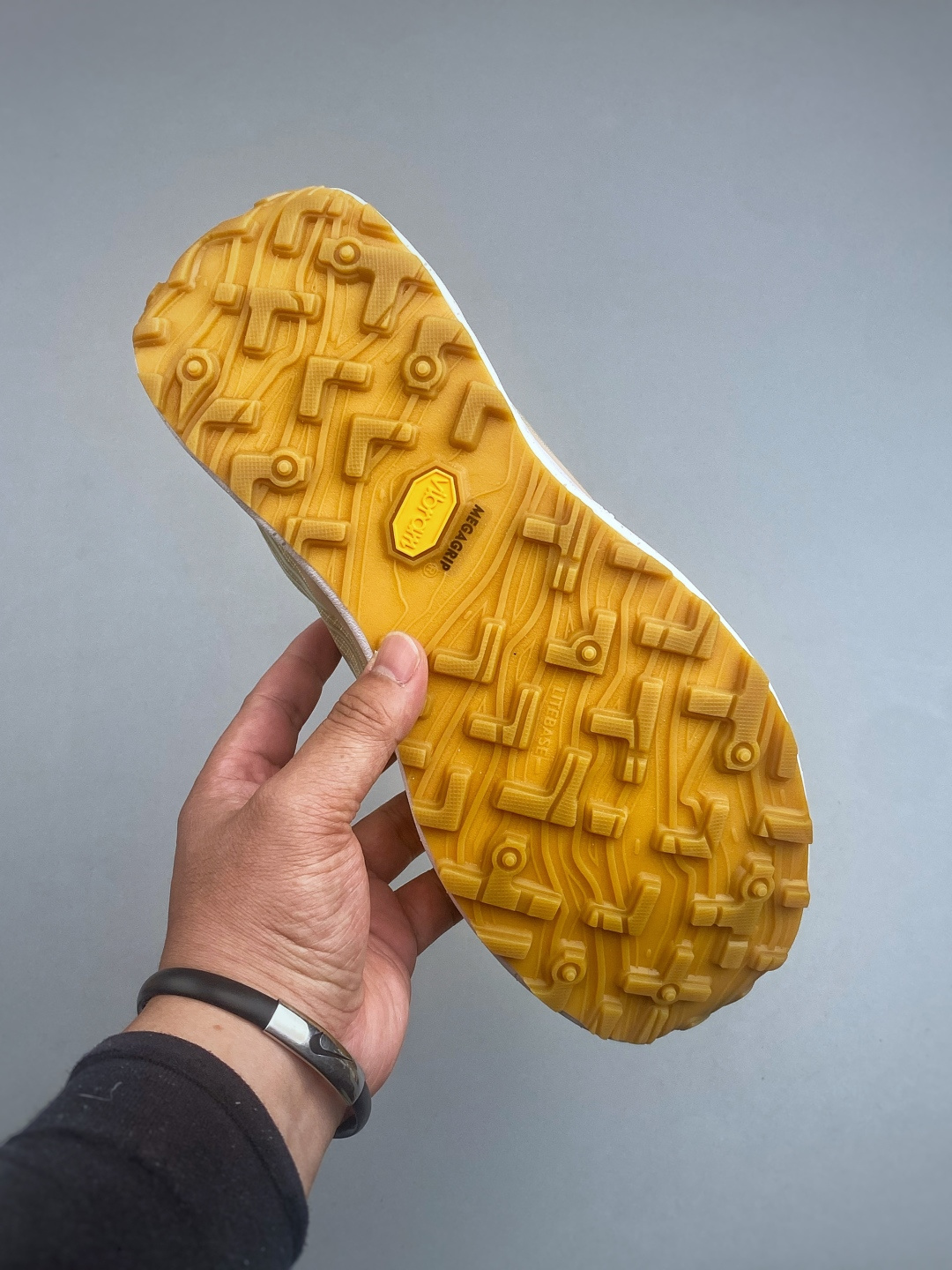 K NORDA 002 M 厚底系带耐磨 低帮 户外 越野登山功能鞋舒适鞋面 具有很好的延展性 时尚质感