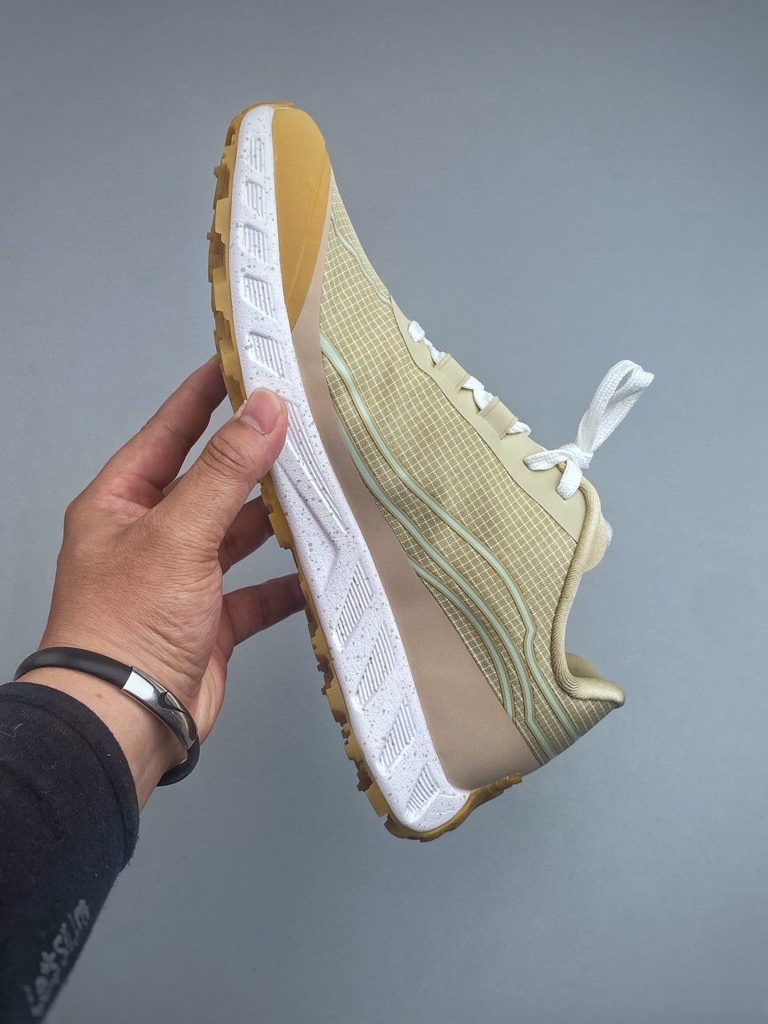 K NORDA 002 M 厚底系带耐磨 低帮 户外 越野登山功能鞋舒适鞋面 具有很好的延展性 时尚质感