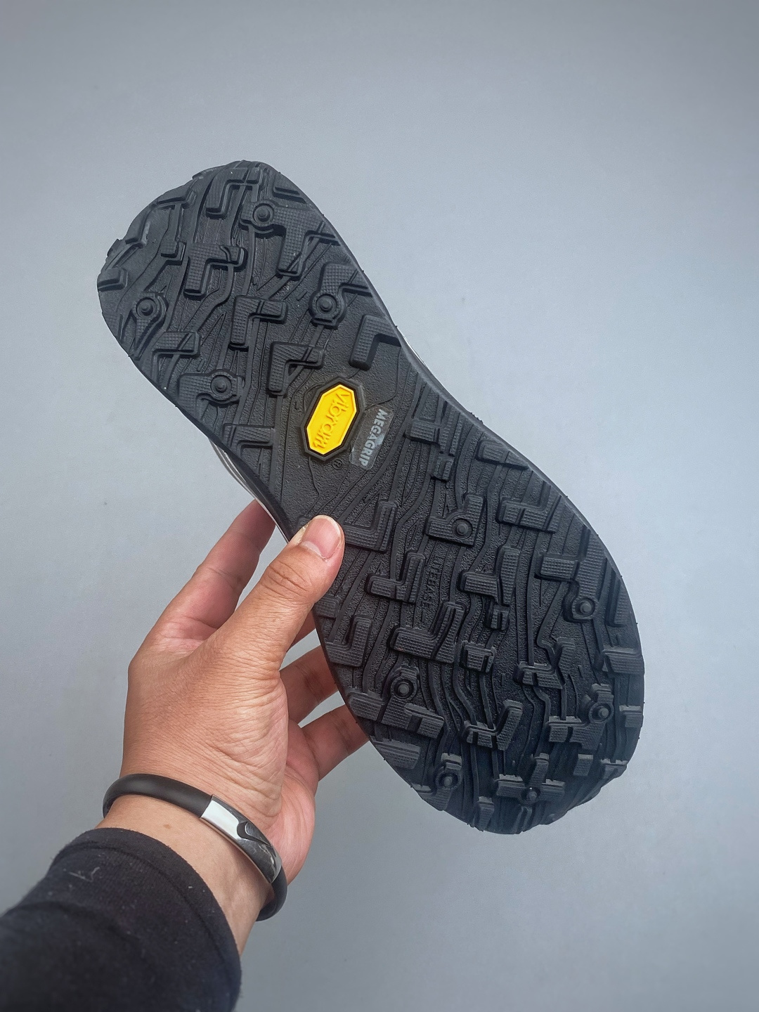 K NORDA 002 M 厚底系带耐磨 低帮 户外 越野登山功能鞋舒适鞋面 具有很好的延展性 时尚质感