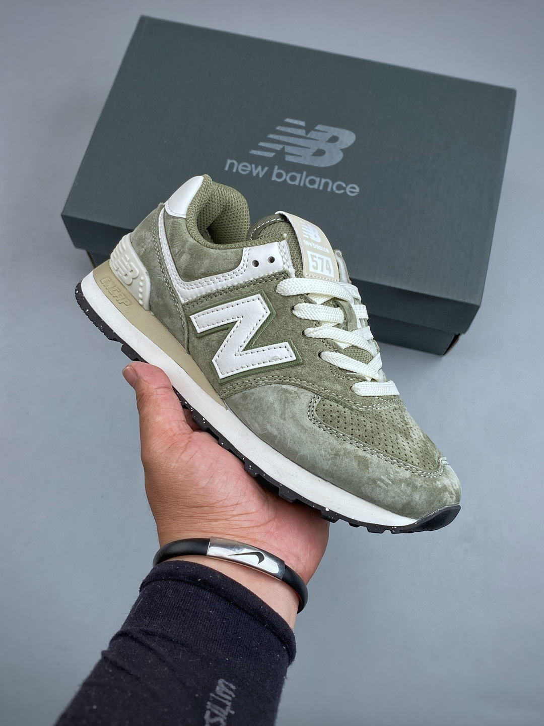 New Balance U574