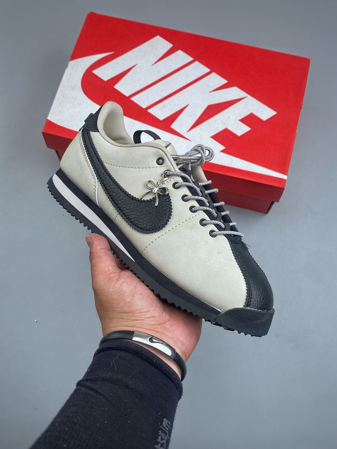W NIKE CORTEZ