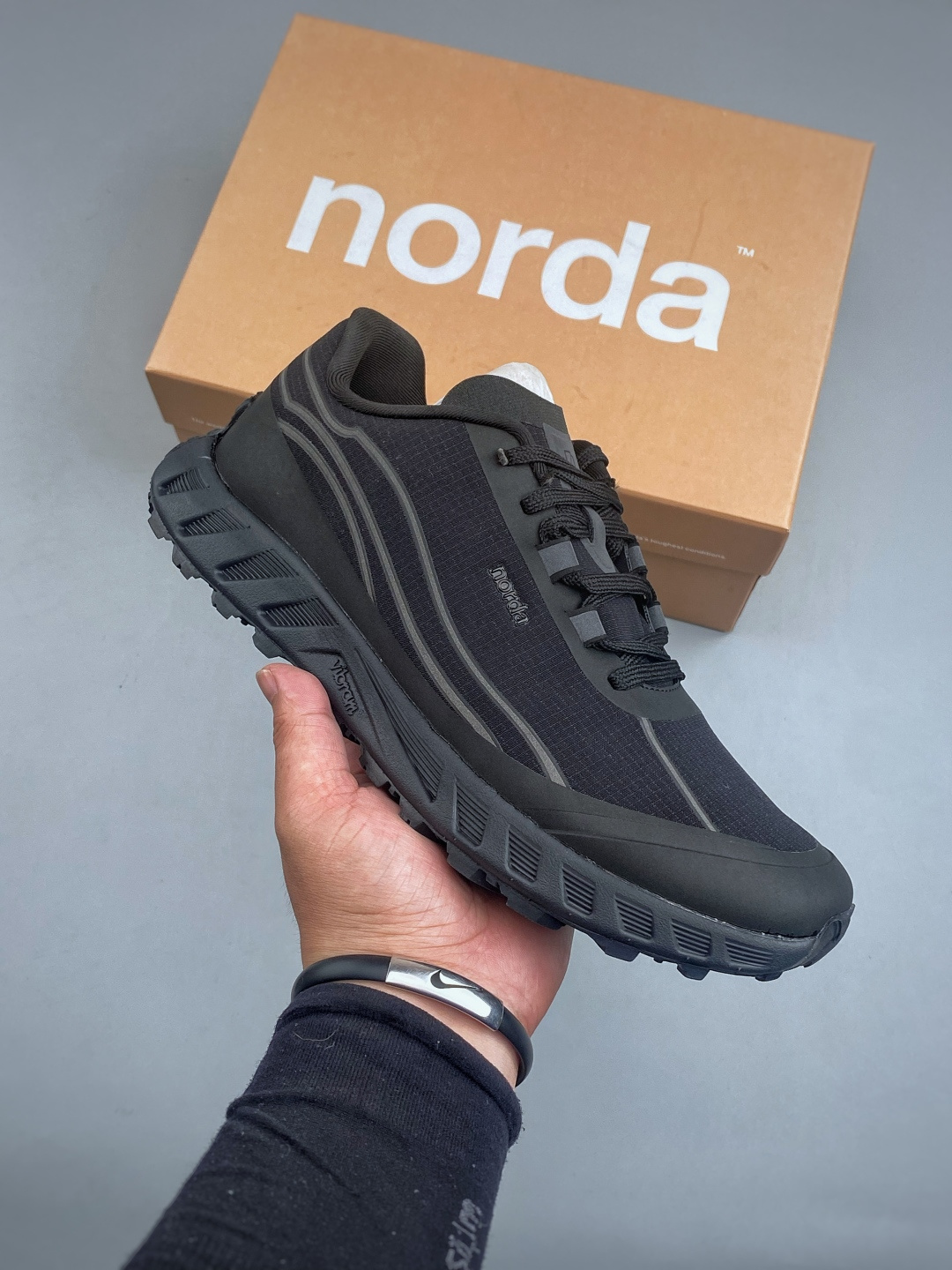 K NORDA 002 M 厚底系带耐磨 低帮 户外 越野登山功能鞋舒适鞋面 具有很好的延展性 时尚质感