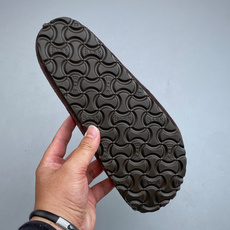 勃肯Birkenstock-Naples 新款上线采用牛皮绒面革➕EVA橡胶底 1:1复刻ZP 区别市面 勃肯Birkenstock-Naples 新款上线采用牛皮绒面革➕EVA橡胶底 1:1复刻ZP 区别市面