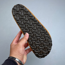 勃肯Birkenstock-Naples 新款上线采用牛皮绒面革➕EVA橡胶底 1:1复刻ZP 区别市面 勃肯Birkenstock-Naples 新款上线采用牛皮绒面革➕EVA橡胶底 1:1复刻ZP 区别市面