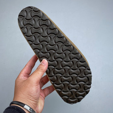 勃肯Birkenstock-Naples 新款上线采用牛皮绒面革➕EVA橡胶底 1:1复刻ZP 区别市面 勃肯Birkenstock-Naples 新款上线采用牛皮绒面革➕EVA橡胶底 1:1复刻ZP 区别市面