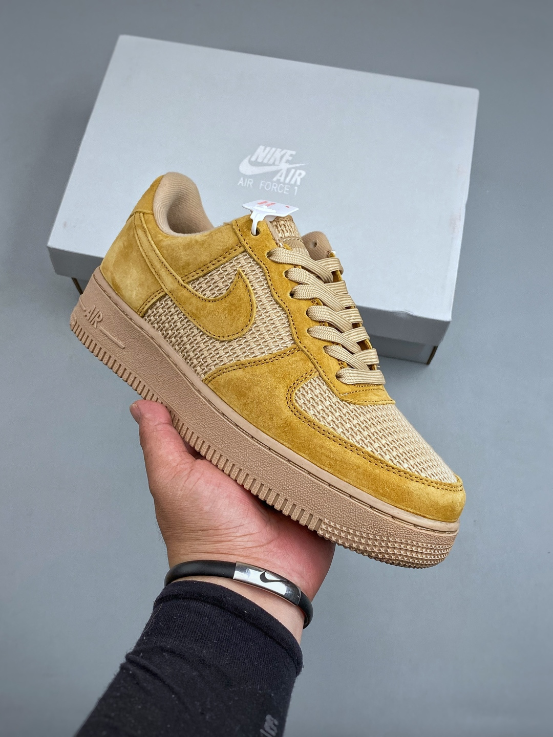 NIKE AIR FORCE 1'07