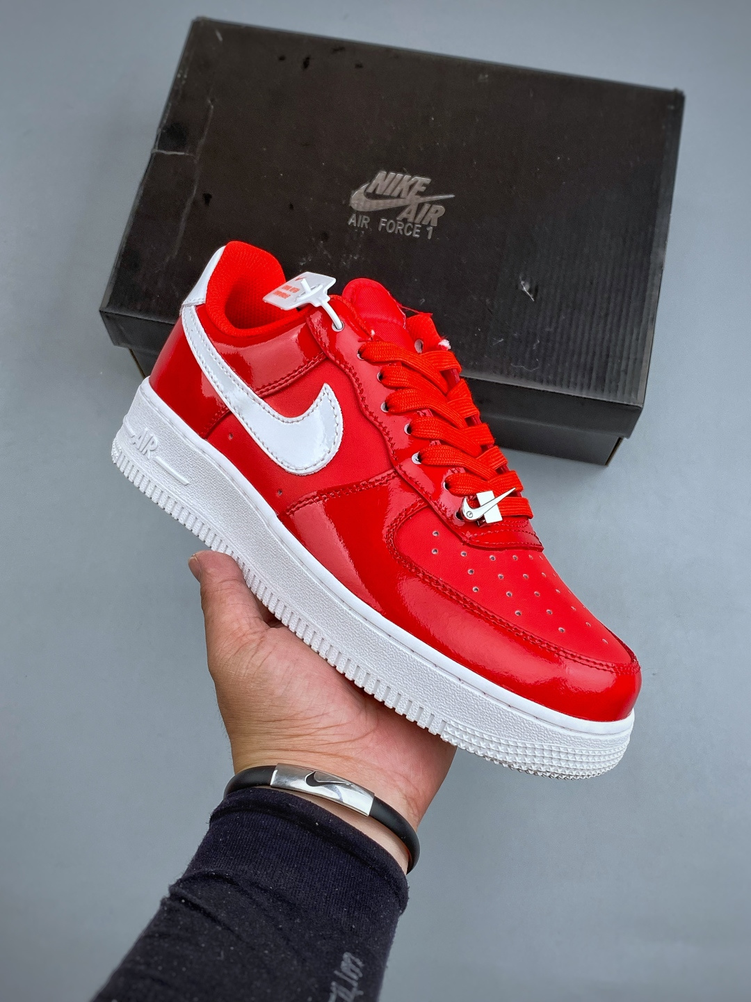 NIKE AIR FORCE 1 LOW