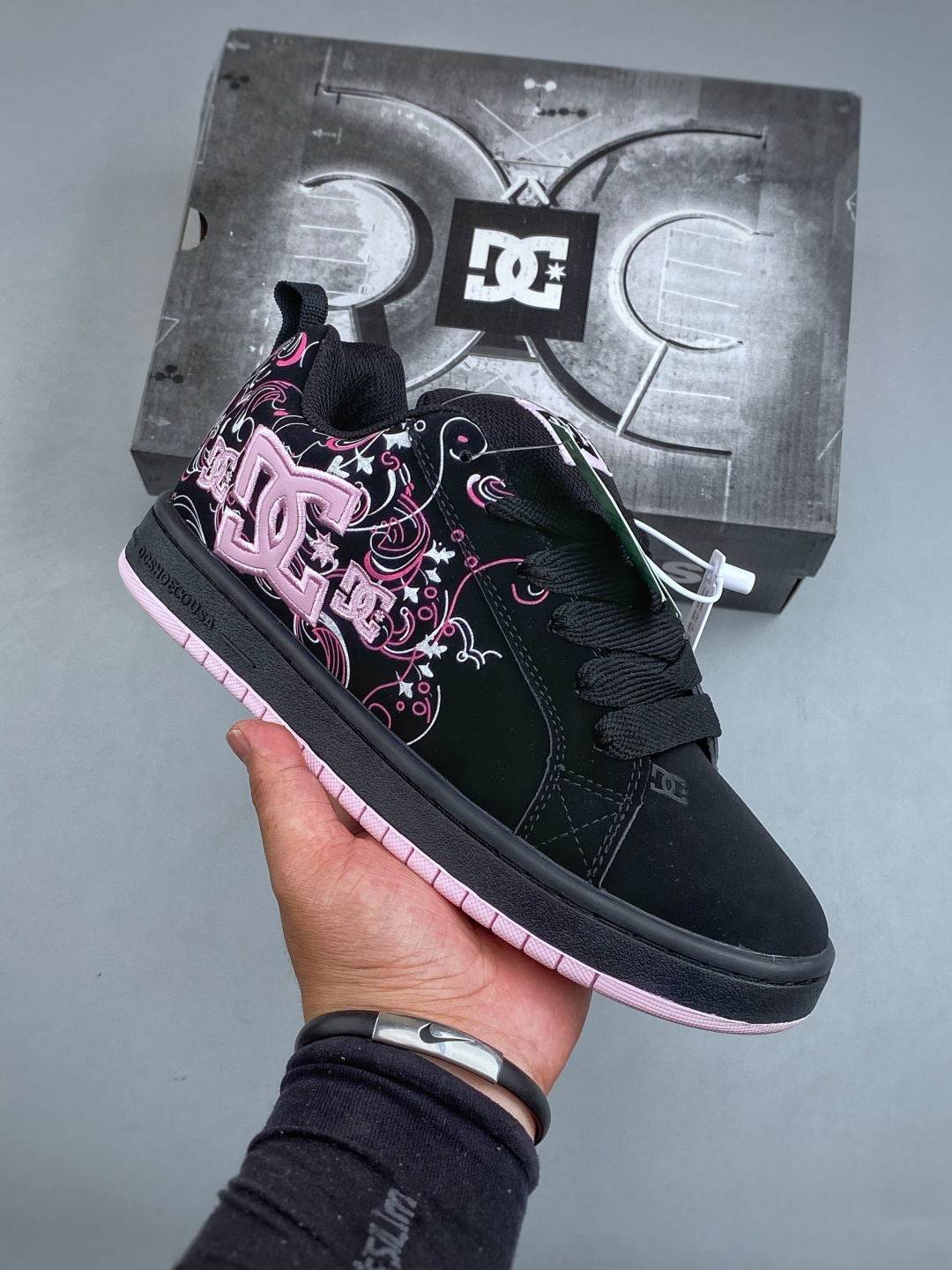 DC Shoes
