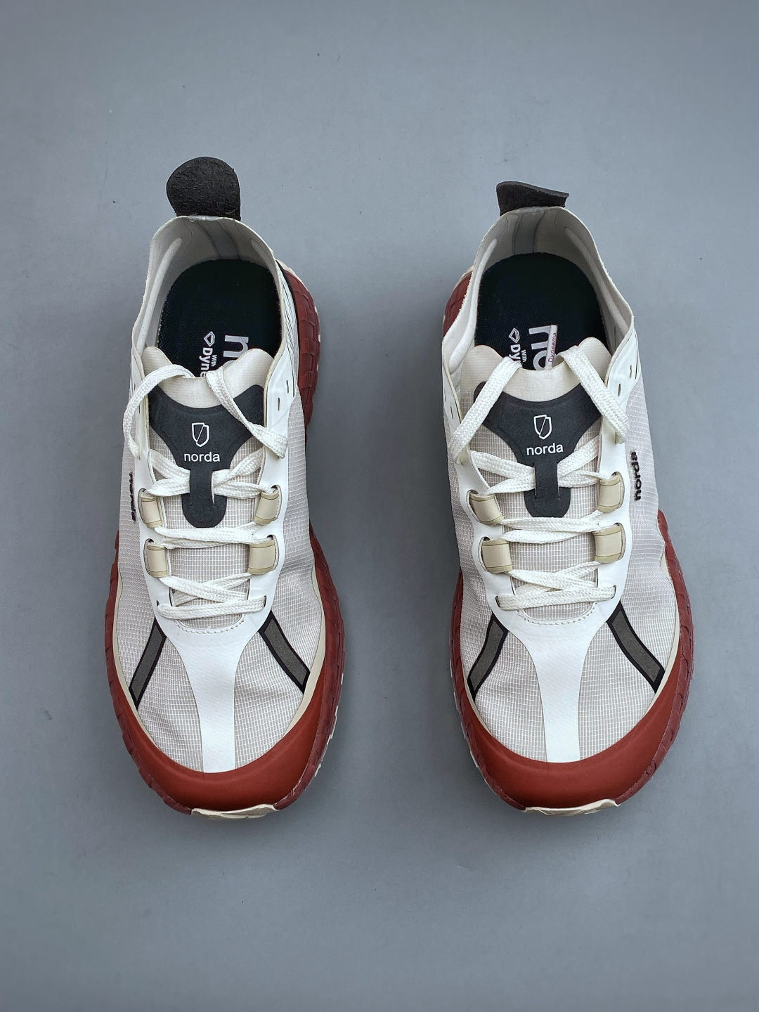 E NORDA 001 LTDED M 厚底系带耐磨 低帮 户外 越野登山功能鞋舒适鞋面 具有很好的延展
