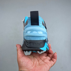 S Off-White C/O VirGil Abloh 人气单品 OW最新款情侣款跑鞋百分百原盒正确版 S Off-White C/O VirGil Abloh 人气单品 OW最新款情侣款跑鞋百分百原盒正确版