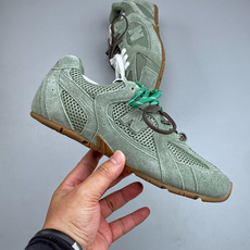 顶级礼盒版本Miu Miu缪缪 x New Balance NB530 银色联名复古运动休闲阿甘德训鞋 顶级礼盒版本Miu Miu缪缪 x New Balance NB530 银色联名复古运动休闲阿甘德训鞋