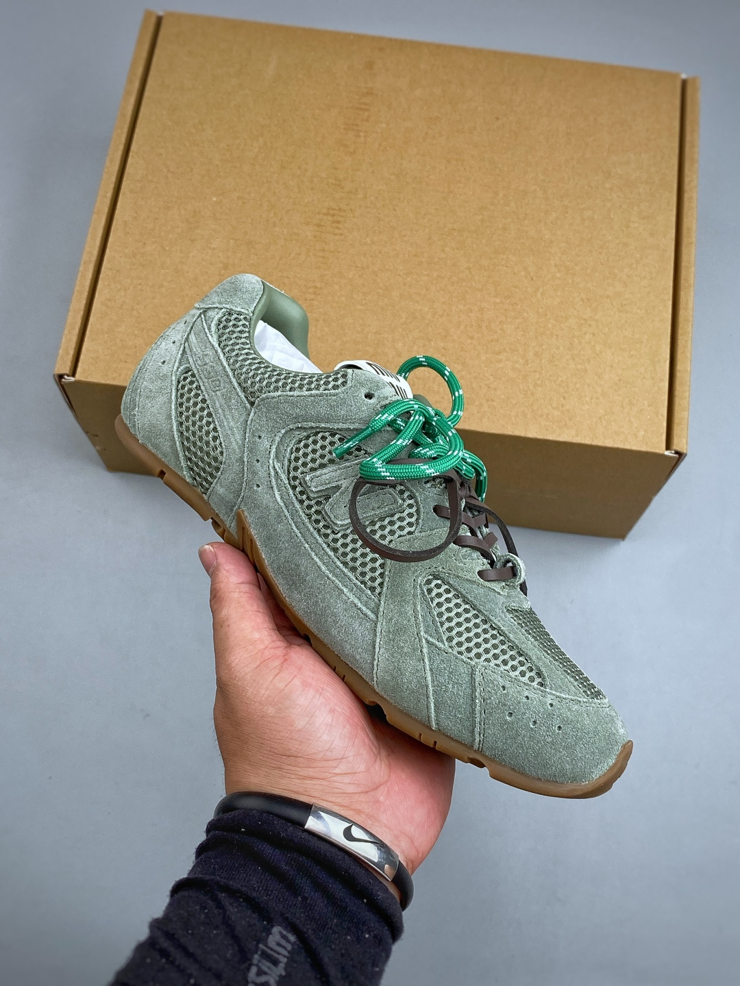 顶级礼盒版本Miu Miu缪缪 x New Balance NB530 银色联名复古运动休闲阿甘德训鞋 