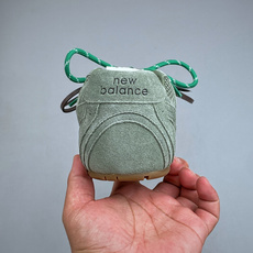 顶级礼盒版本Miu Miu缪缪 x New Balance NB530 银色联名复古运动休闲阿甘德训鞋 顶级礼盒版本Miu Miu缪缪 x New Balance NB530 银色联名复古运动休闲阿甘德训鞋