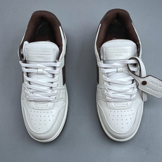 N OFF-WHITE 绒面革 皮革 潮流 舒适 耐磨 板鞋鞋面采用皮革材质制作 采用流行版型设计 外观 N OFF-WHITE 绒面革 皮革 潮流 舒适 耐磨 板鞋鞋面采用皮革材质制作 采用流行版型设计 外观