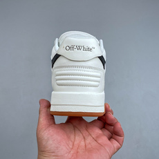 N OFF-WHITE 绒面革 皮革 潮流 舒适 耐磨 板鞋鞋面采用皮革材质制作 采用流行版型设计 外观 N OFF-WHITE 绒面革 皮革 潮流 舒适 耐磨 板鞋鞋面采用皮革材质制作 采用流行版型设计 外观