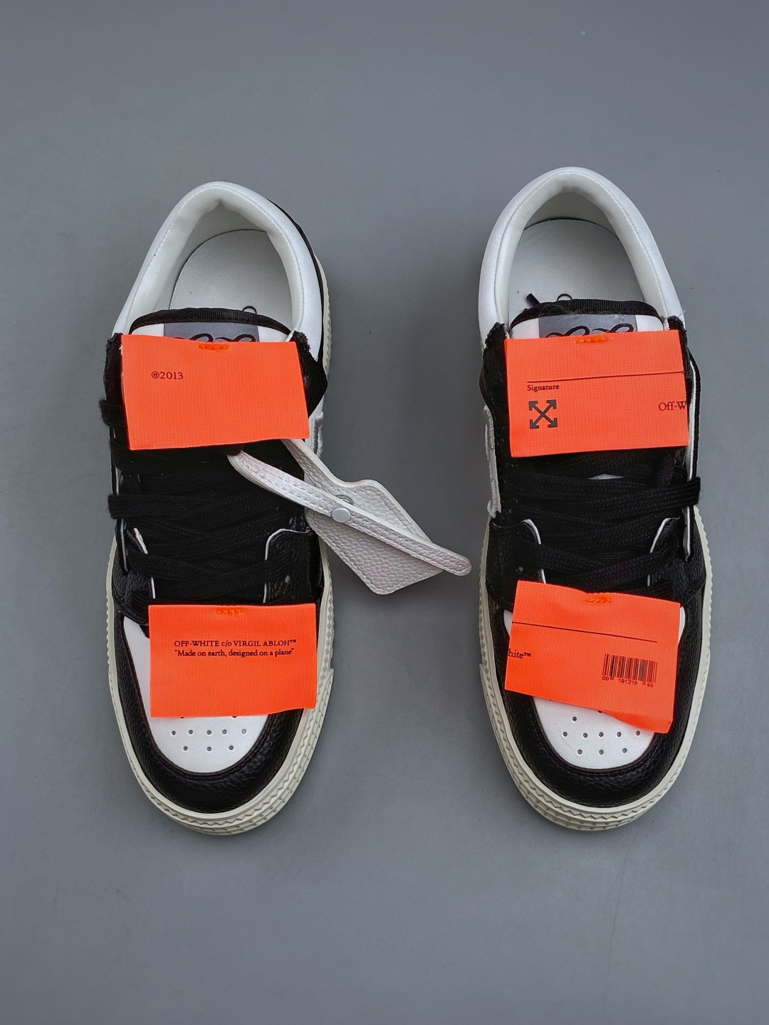 N Off-White c/o Virgil AblohTT 3.0 off court 小牛皮圆头系带