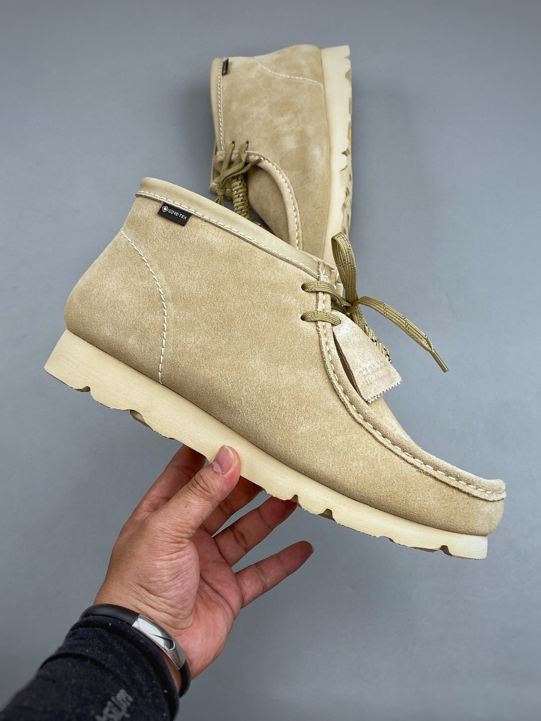 S 其乐Clarks Wallebee 乐福风格中帮袋鼠鞋户外防水面料Gore-Tex的面料 结合工装优