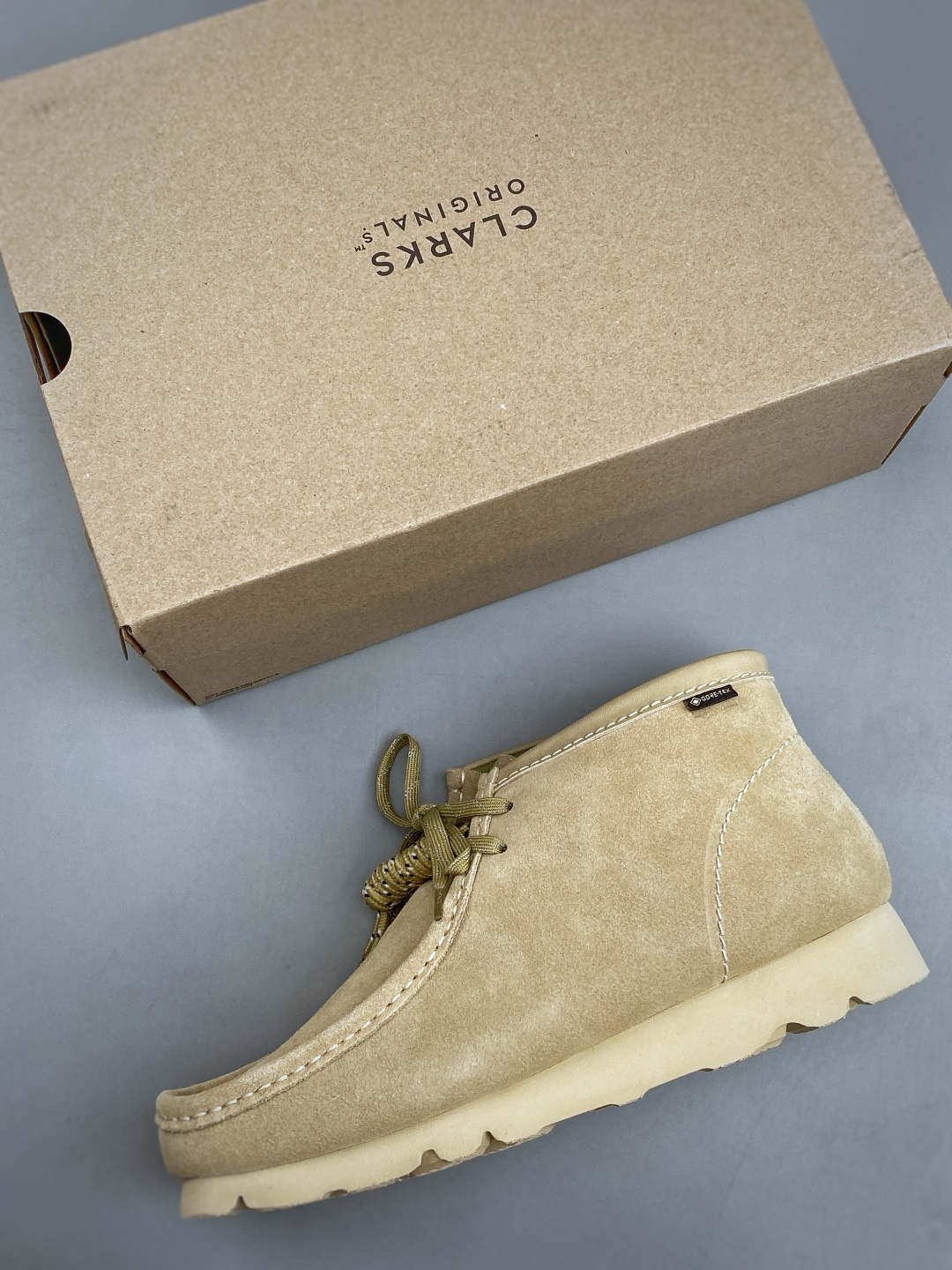 S 其乐Clarks Wallebee 乐福风格中帮袋鼠鞋户外防水面料Gore-Tex的面料 结合工装优