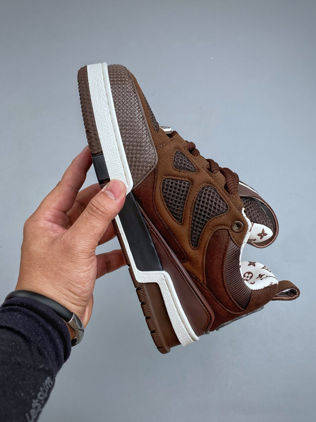 LV-路易-威登trainer 2026走秀最新款原版1：1开发复刻！！上脚非常舒适 做工精细鞋面由意大