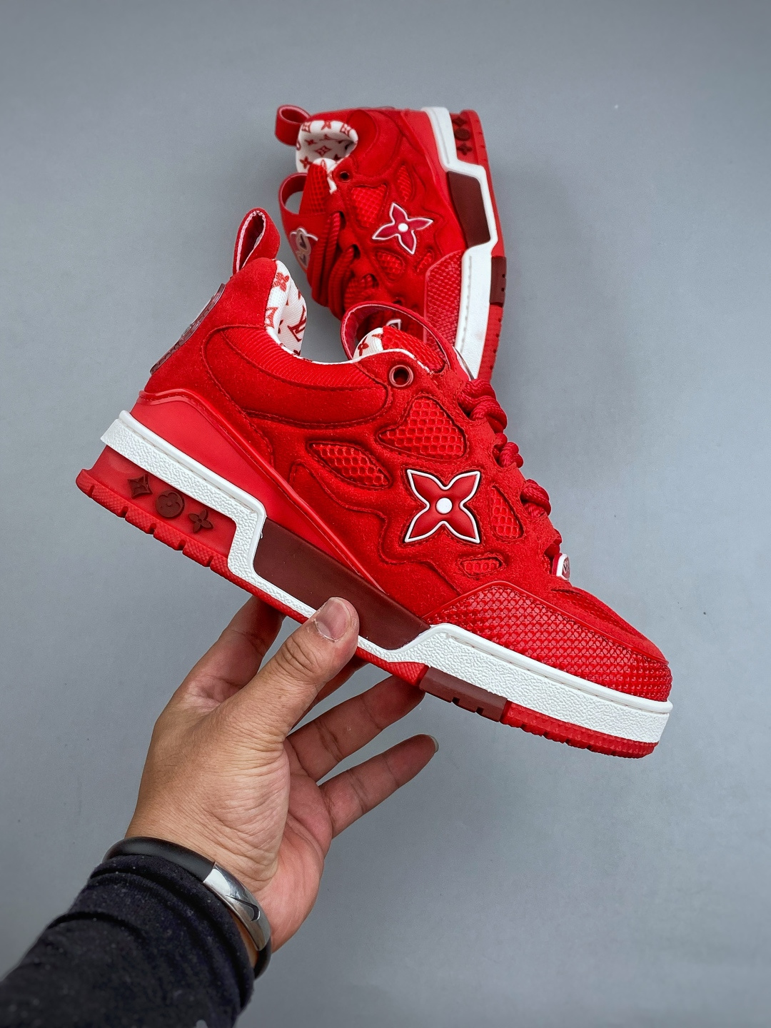 LV-路易-威登trainer 2026走秀最新款原版1：1开发复刻！！上脚非常舒适 做工精细鞋面由意大