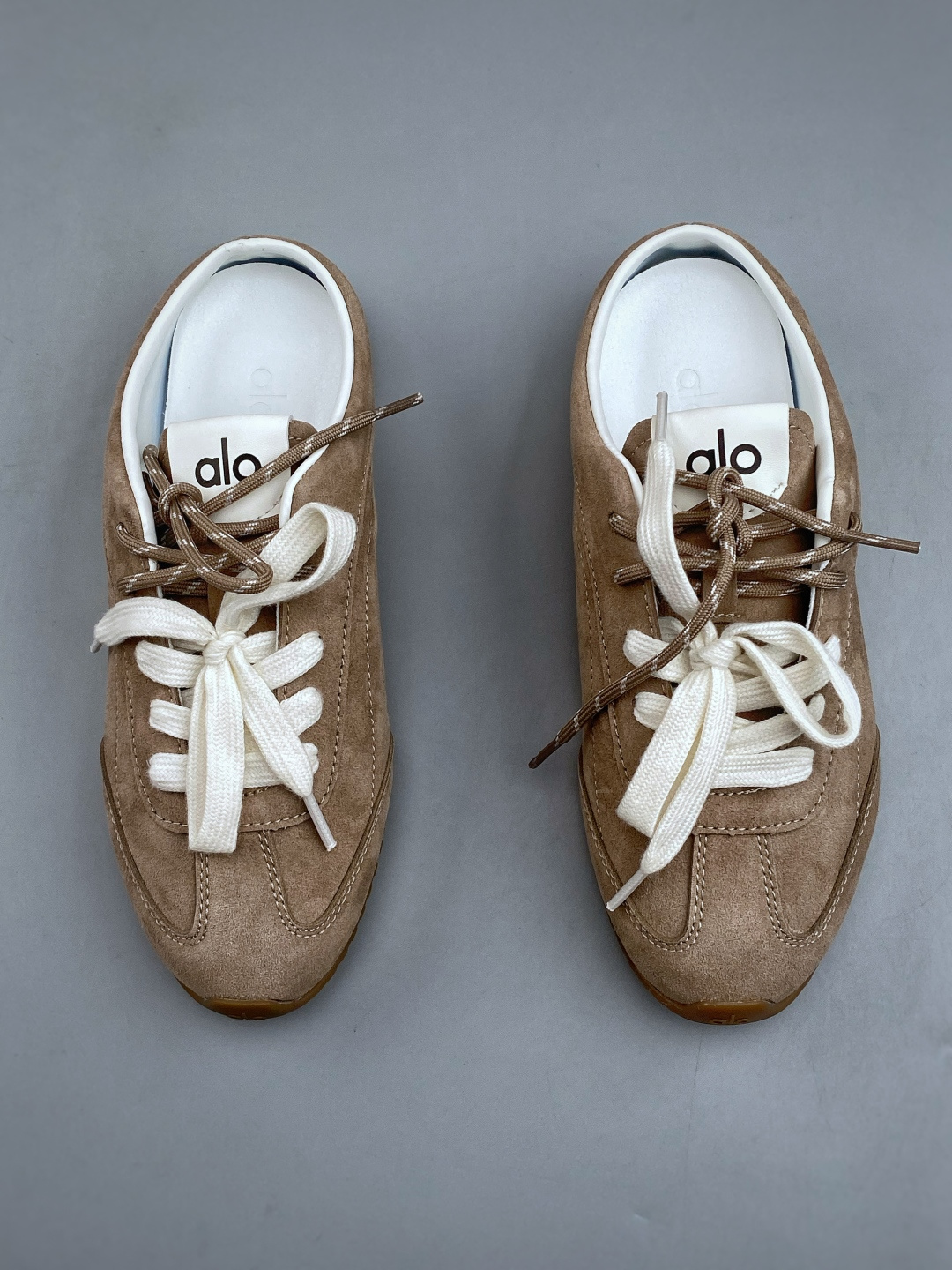 L Alo Sunset Sneaker 徳训生活休闲鞋 半拖货号：A1004 U 尺码：36-42（半