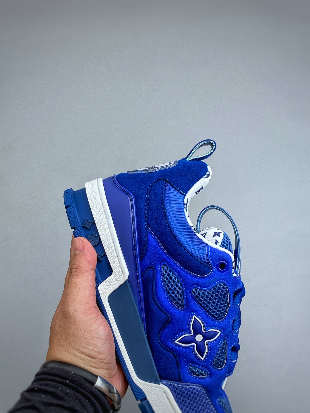 LV-路易-威登trainer 2026走秀最新款原版1：1开发复刻！！上脚非常舒适 做工精细鞋面由意大