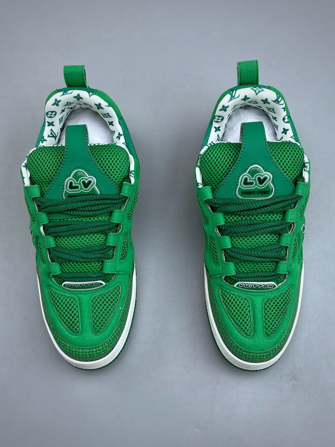 LV-路易-威登trainer 2026走秀最新款原版1：1开发复刻！！上脚非常舒适 做工精细鞋面由意大