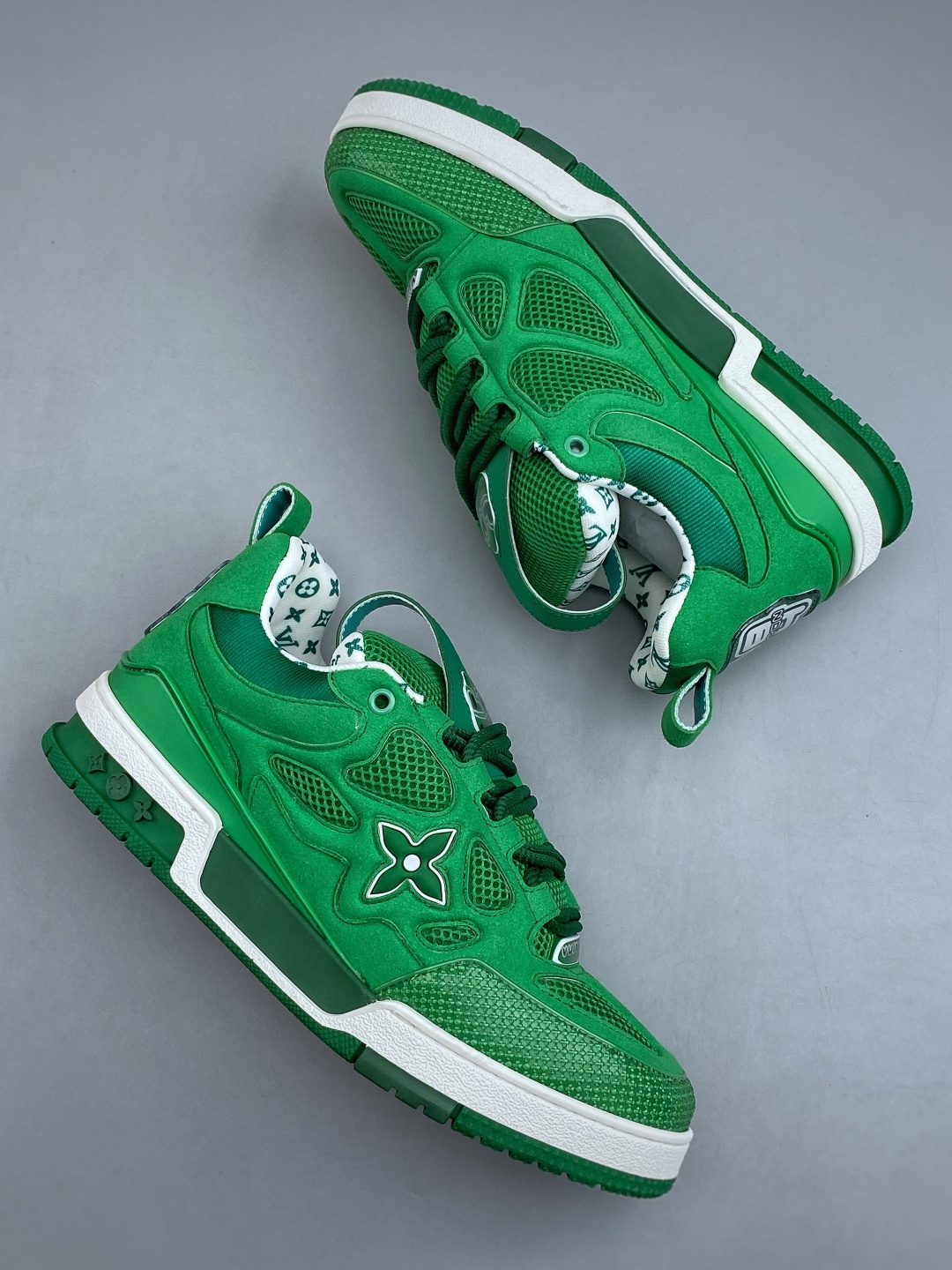 LV-路易-威登trainer 2026走秀最新款原版1：1开发复刻！！上脚非常舒适 做工精细鞋面由意大