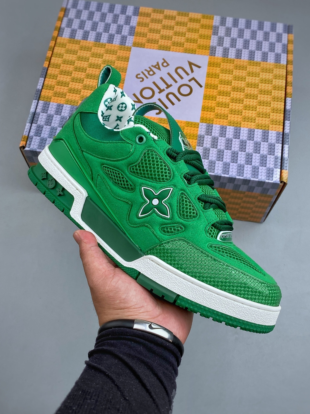 LV-路易-威登trainer 2026走秀最新款原版1：1开发复刻！！上脚非常舒适 做工精细鞋面由意大