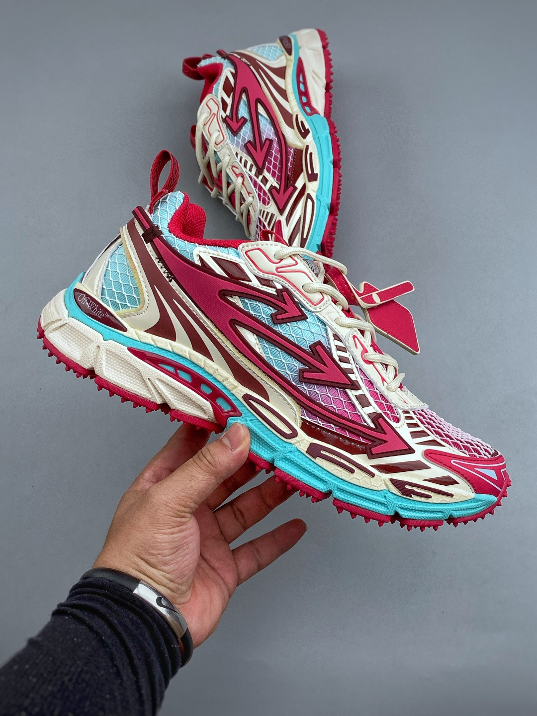 N Off-White C/O VirGil Abloh 人气单品 OW最新款情侣款跑鞋百分百原盒正确版 原楦原纸板数据